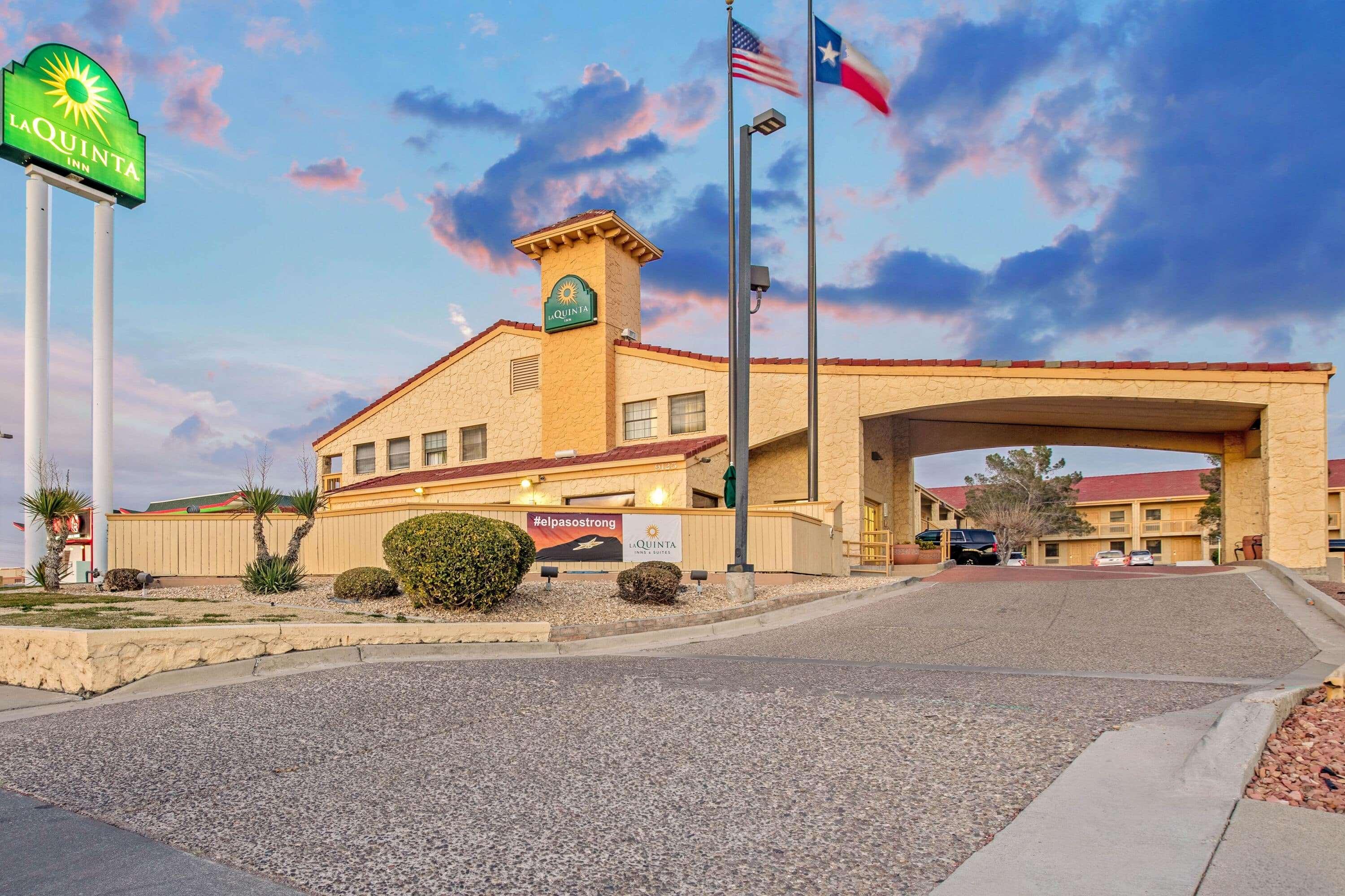 La Quinta Inn By Wyndham El Paso Cielo Vista Esterno foto