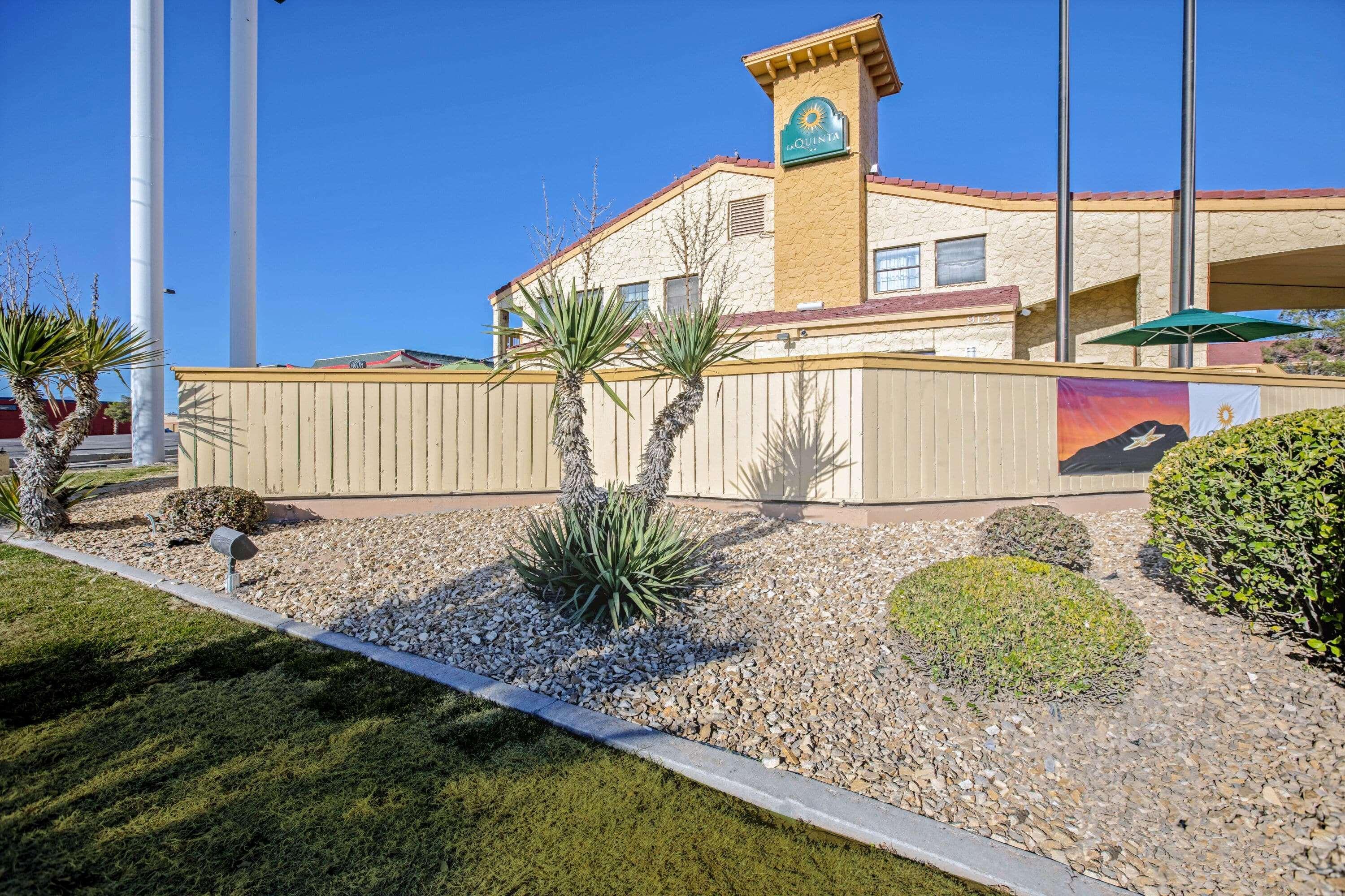 La Quinta Inn By Wyndham El Paso Cielo Vista Esterno foto